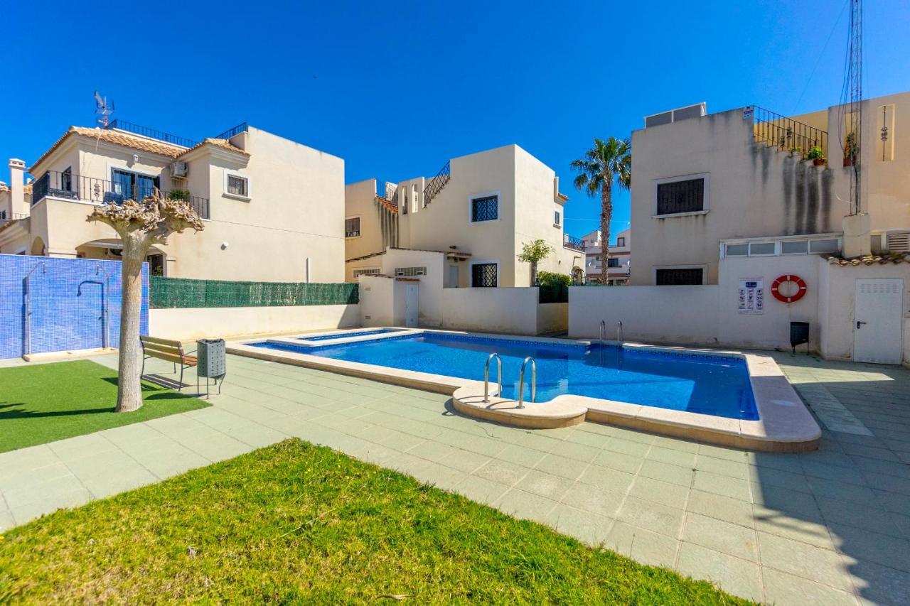Fh Mediterraneo Torrevieja Eksteriør bilde